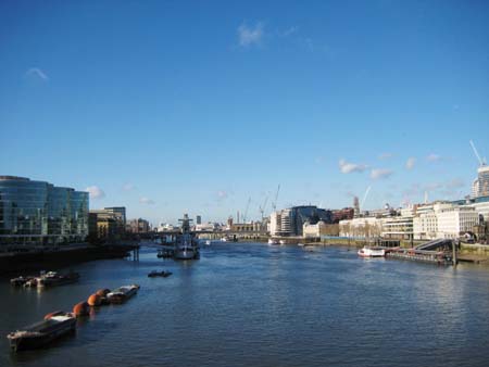 1.5.2 Blick von der Bridge links runter auf HMS Belfast